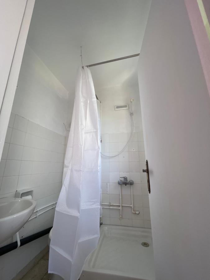 Marina Albergue Paphos Exterior foto