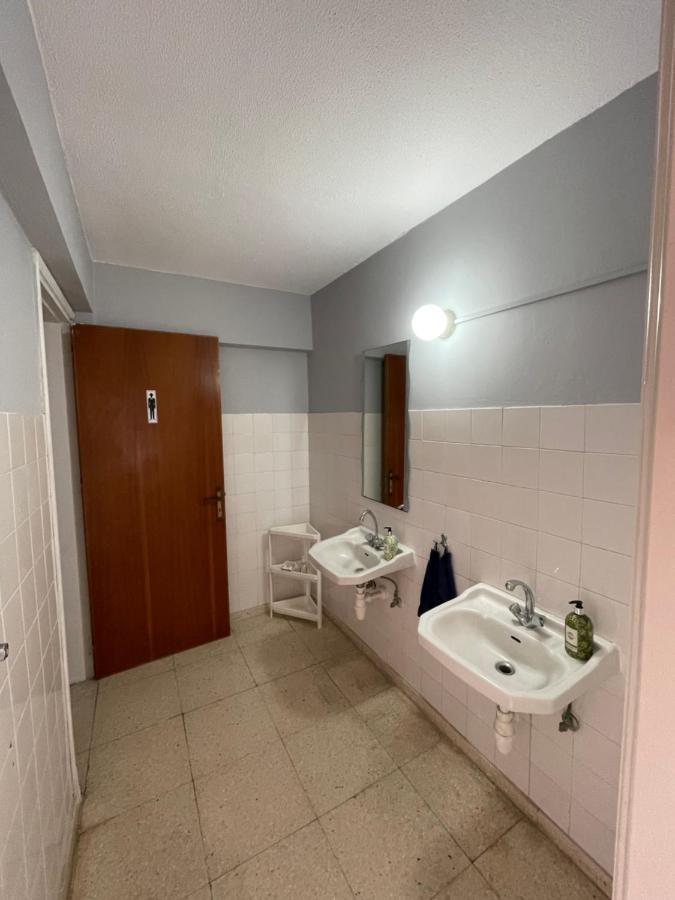 Marina Albergue Paphos Exterior foto
